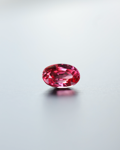 パパラチアサファイア　ルース　0.77ct　鑑別書付き