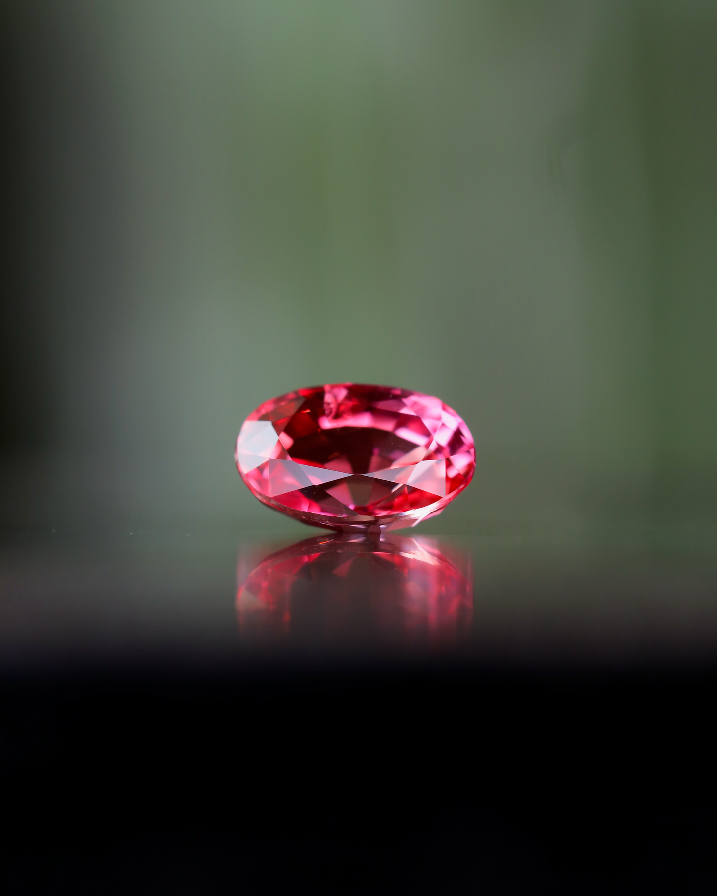 パパラチアサファイア　ルース　0.77ct　鑑別書付き