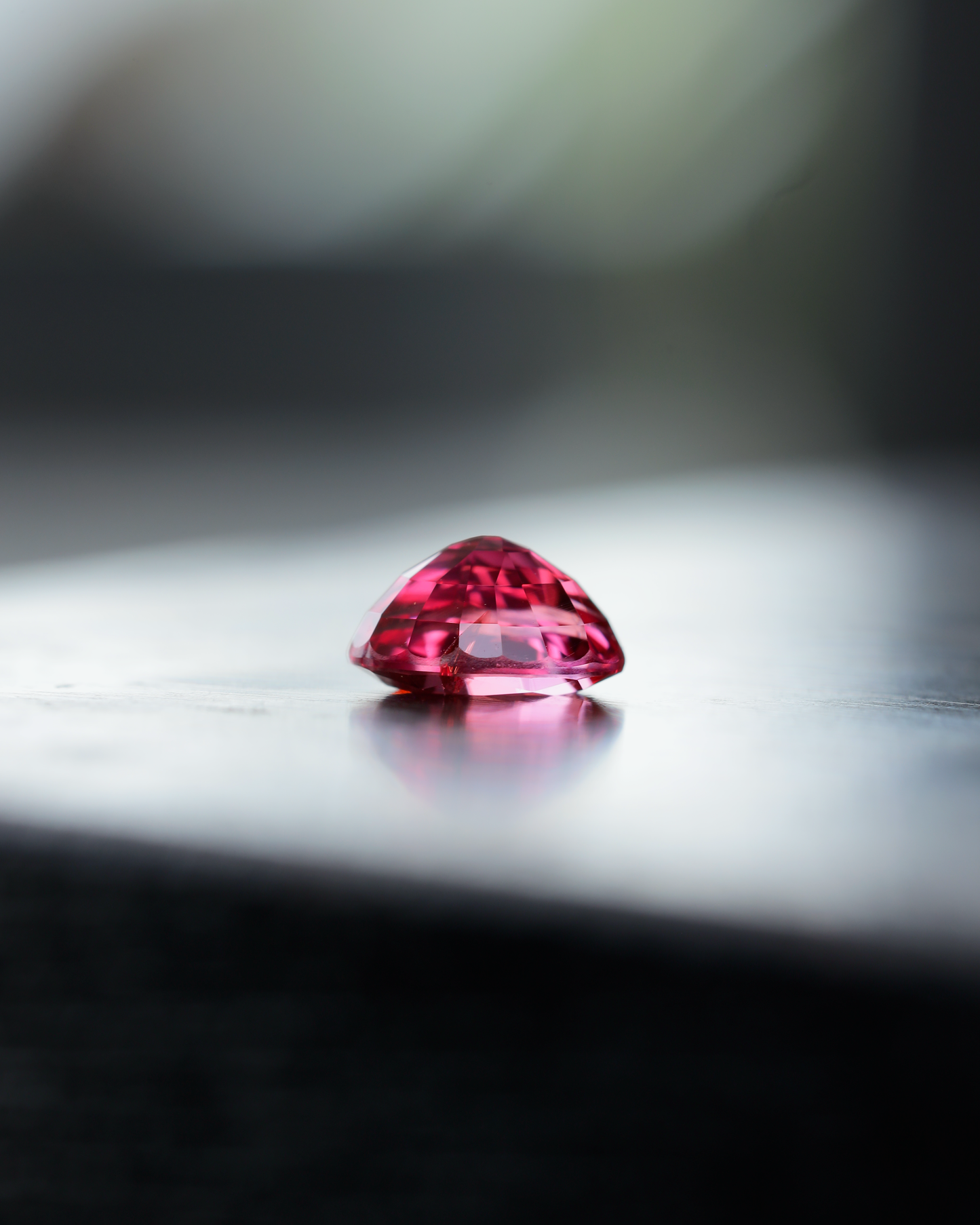 パパラチアサファイア　ルース　0.77ct　鑑別書付き