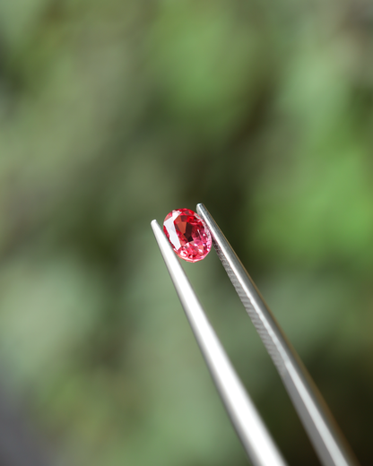 パパラチアサファイア　ルース　0.77ct　鑑別書付き