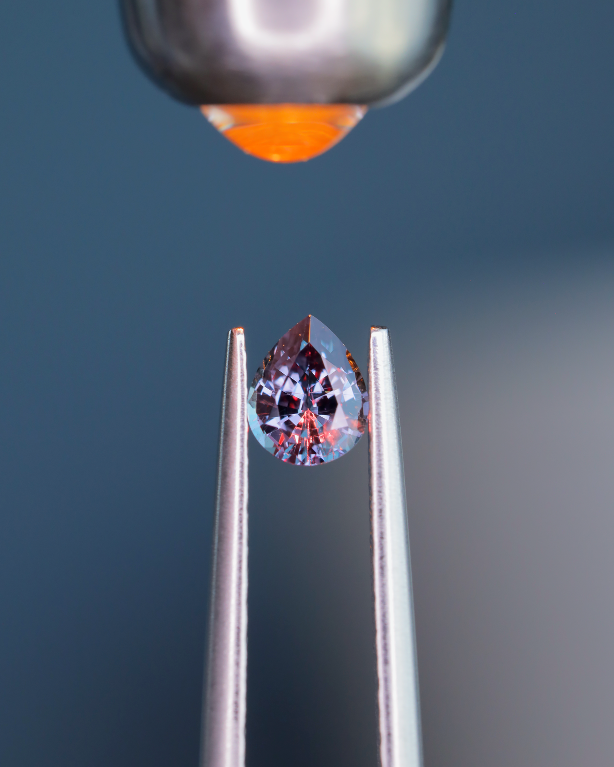 ベキリーブルーガーネット　ルース　0.35ct