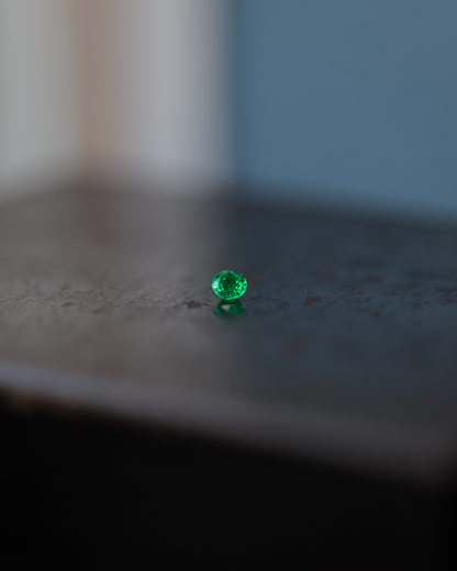 エメラルド　ルース　0.1ct