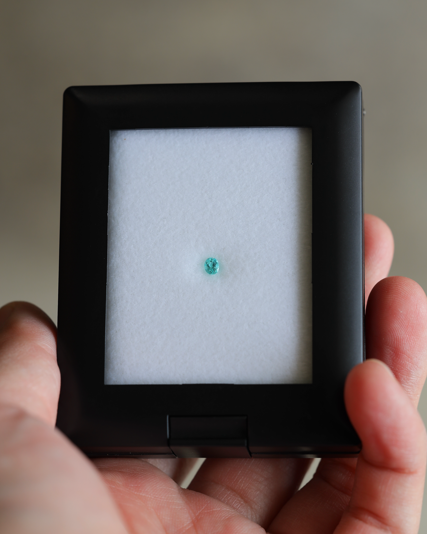 パライバトルマリン　ルース　0.11ct