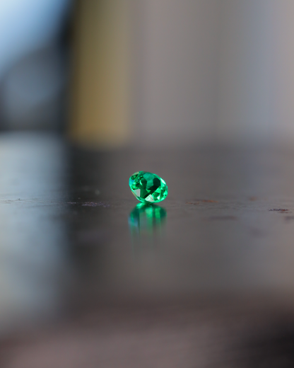 エメラルド　ルース　0.1ct