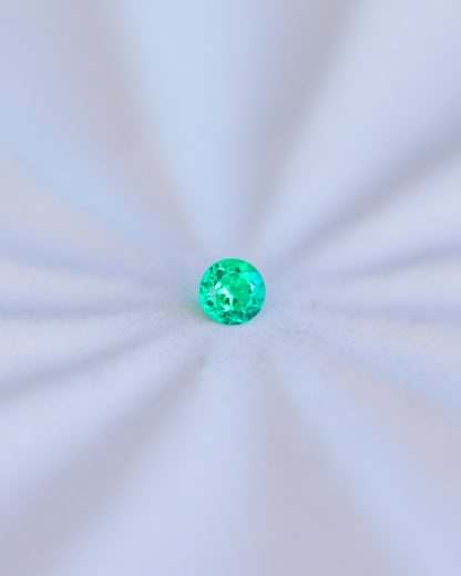 エメラルド　ルース　0.1ct