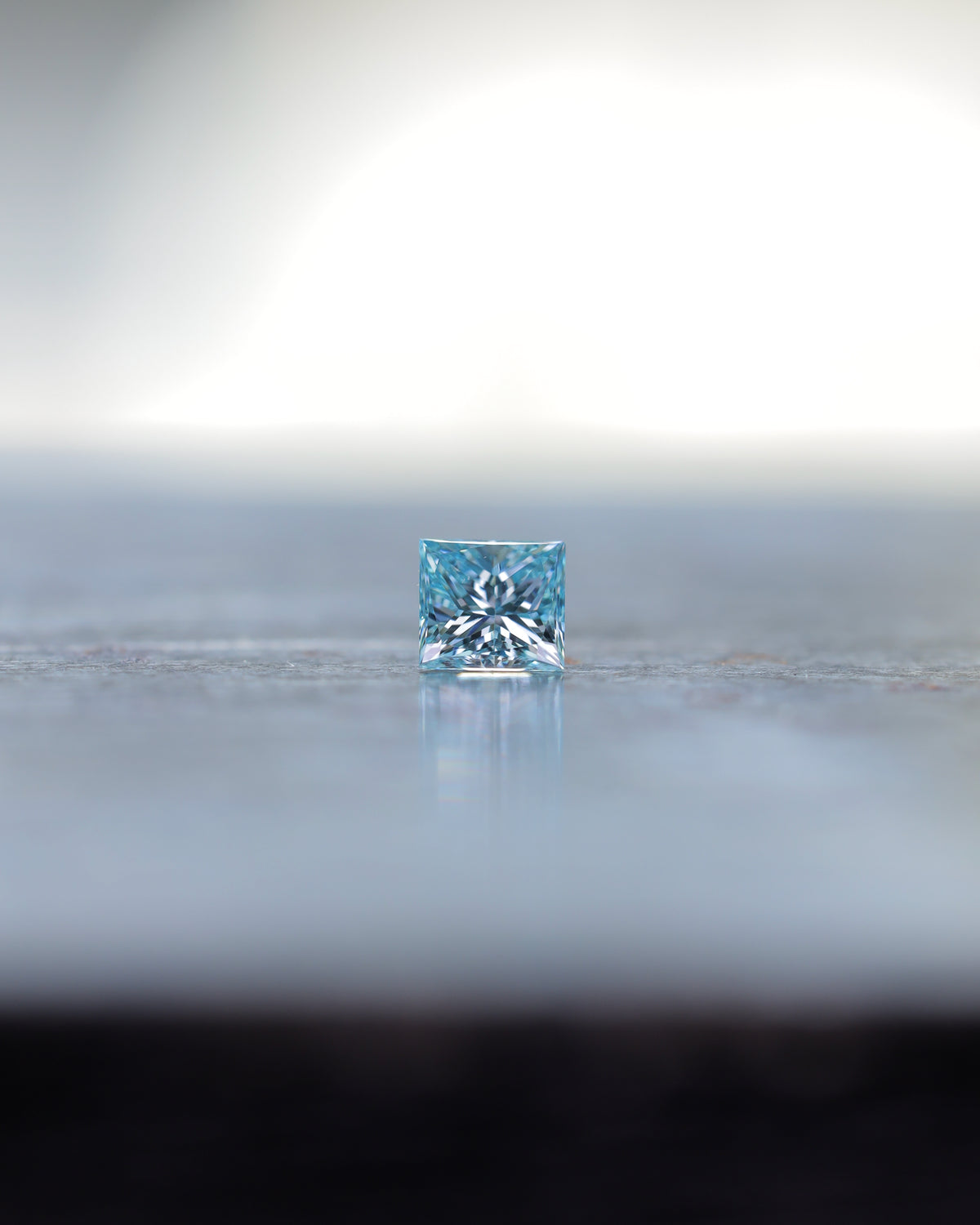 アイスブルーダイヤモンド　ルース　0.15ct