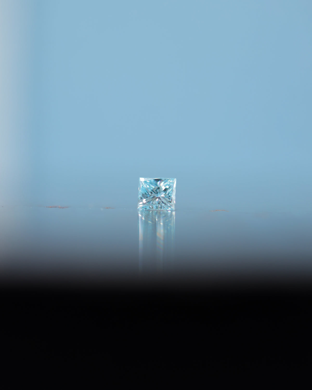 アイスブルーダイヤモンド　ルース　0.15ct