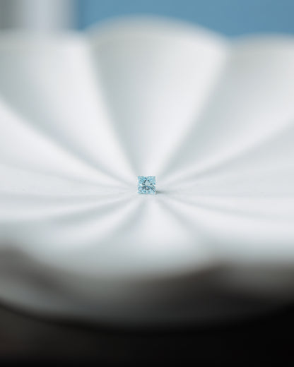 アイスブルーダイヤモンド　ルース　0.15ct
