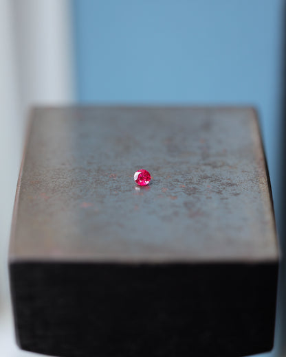 ビルマ産ルビー　ルース　0.28ct