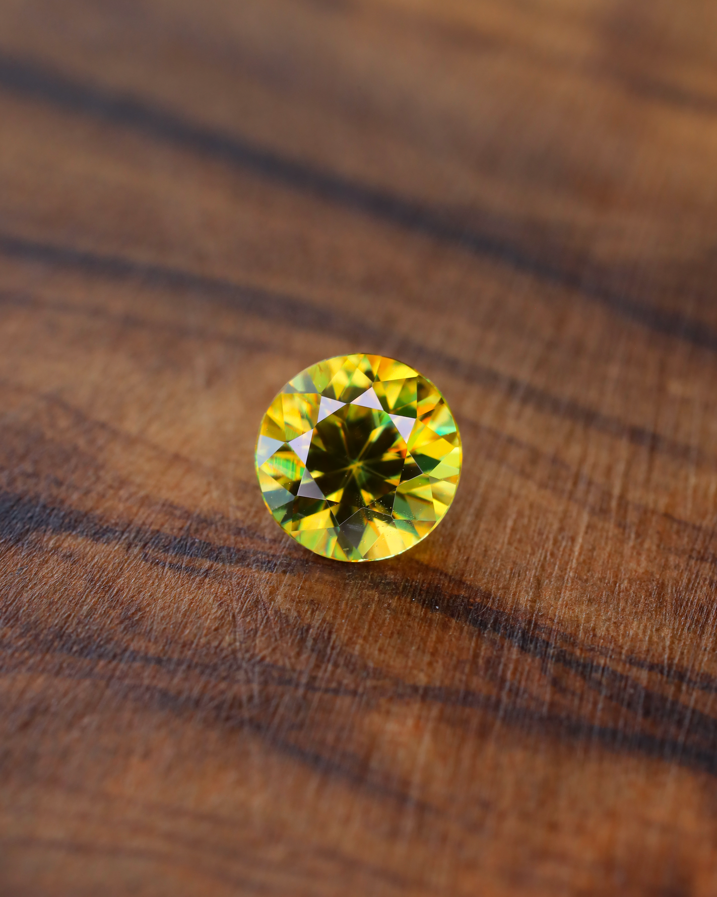 スフェーン　ルース　0.43ct