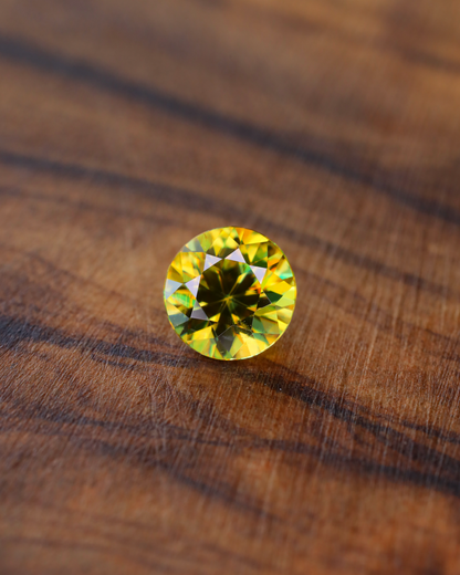 スフェーン　ルース　0.43ct