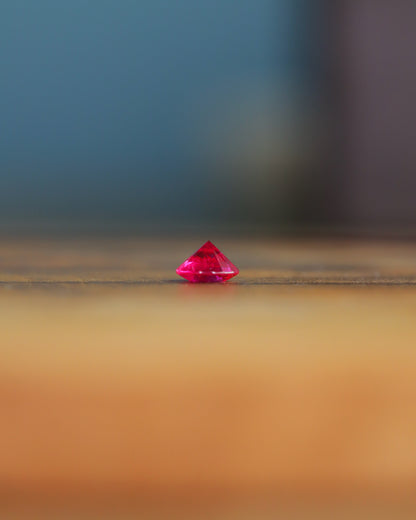 ビルマ産ルビー　ルース　0.28ct