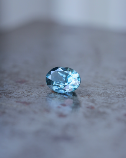 モンタナサファイア　ルース　0.89ct