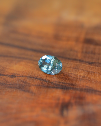 モンタナサファイア　ルース　0.89ct