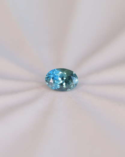 モンタナサファイア　ルース　0.89ct