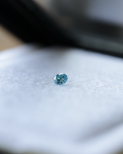 アイスブルーダイヤモンド　ルース　0.1ct