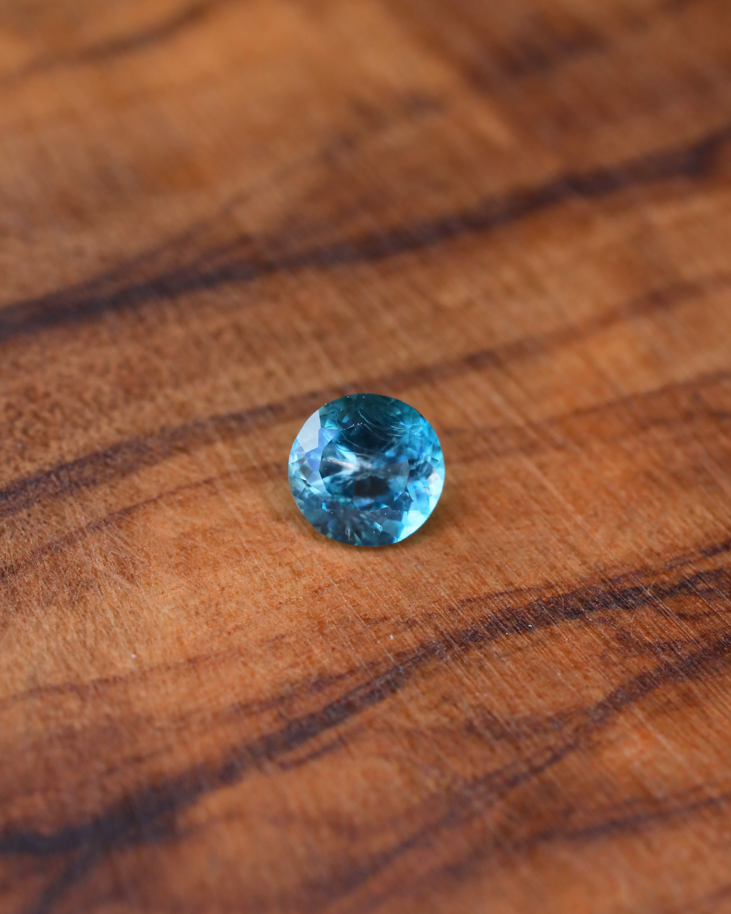グランディディエライト　ルース　0.16ct
