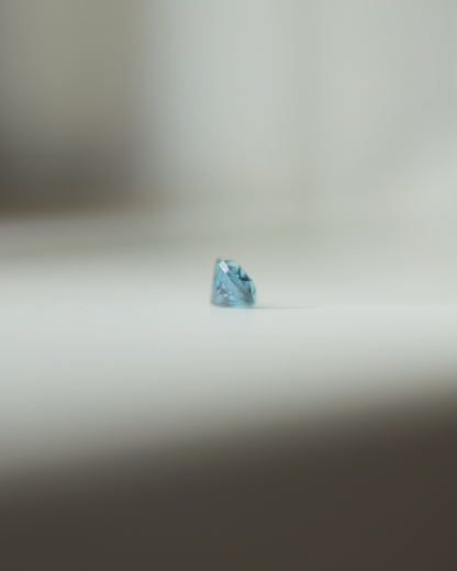 モンタナサファイア　ルース　0.89ct