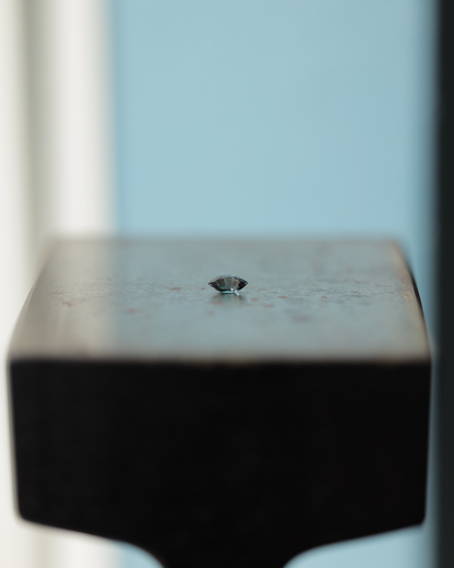 ベキリーブルーガーネット　ルース　0.30ct
