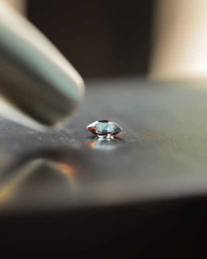 ベキリーブルーガーネット　ルース　0.30ct