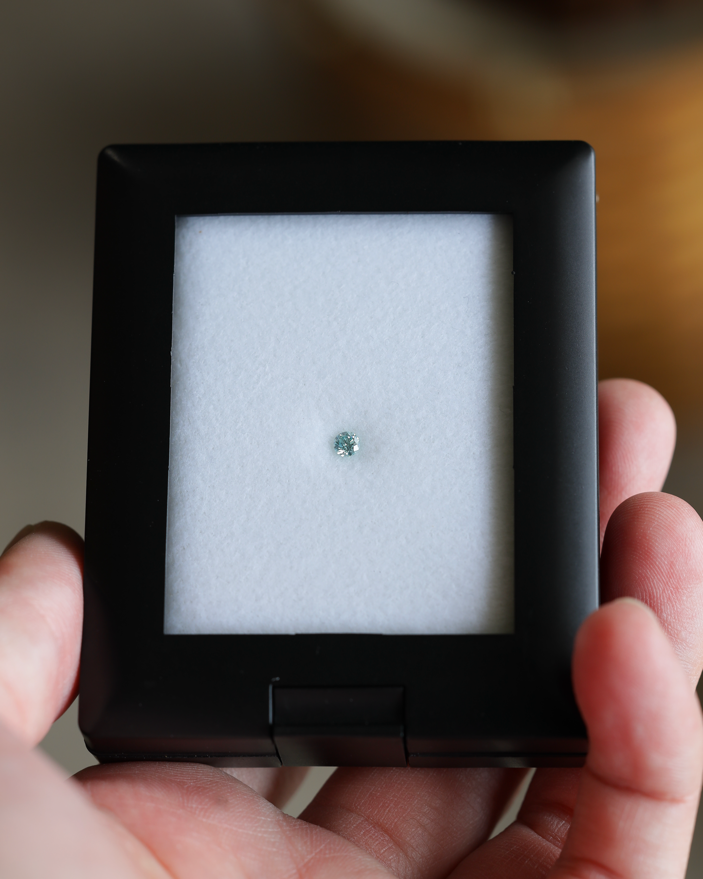 アイスブルーダイヤモンド　ルース　0.11ct