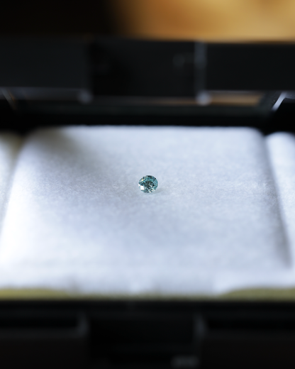 アイスブルーダイヤモンド　ルース　0.11ct