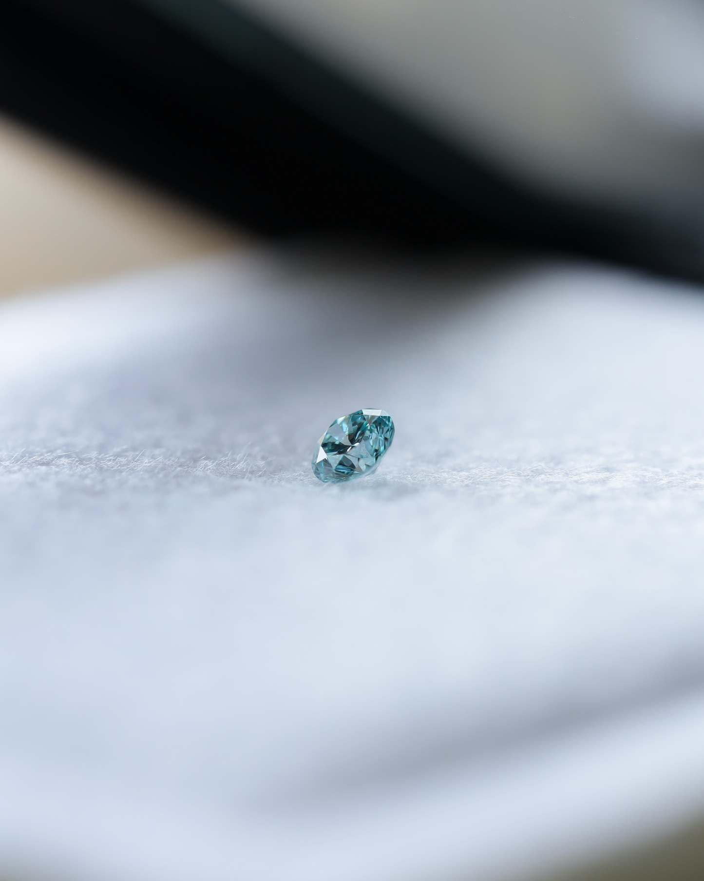 アイスブルーダイヤモンド　ルース　0.11ct