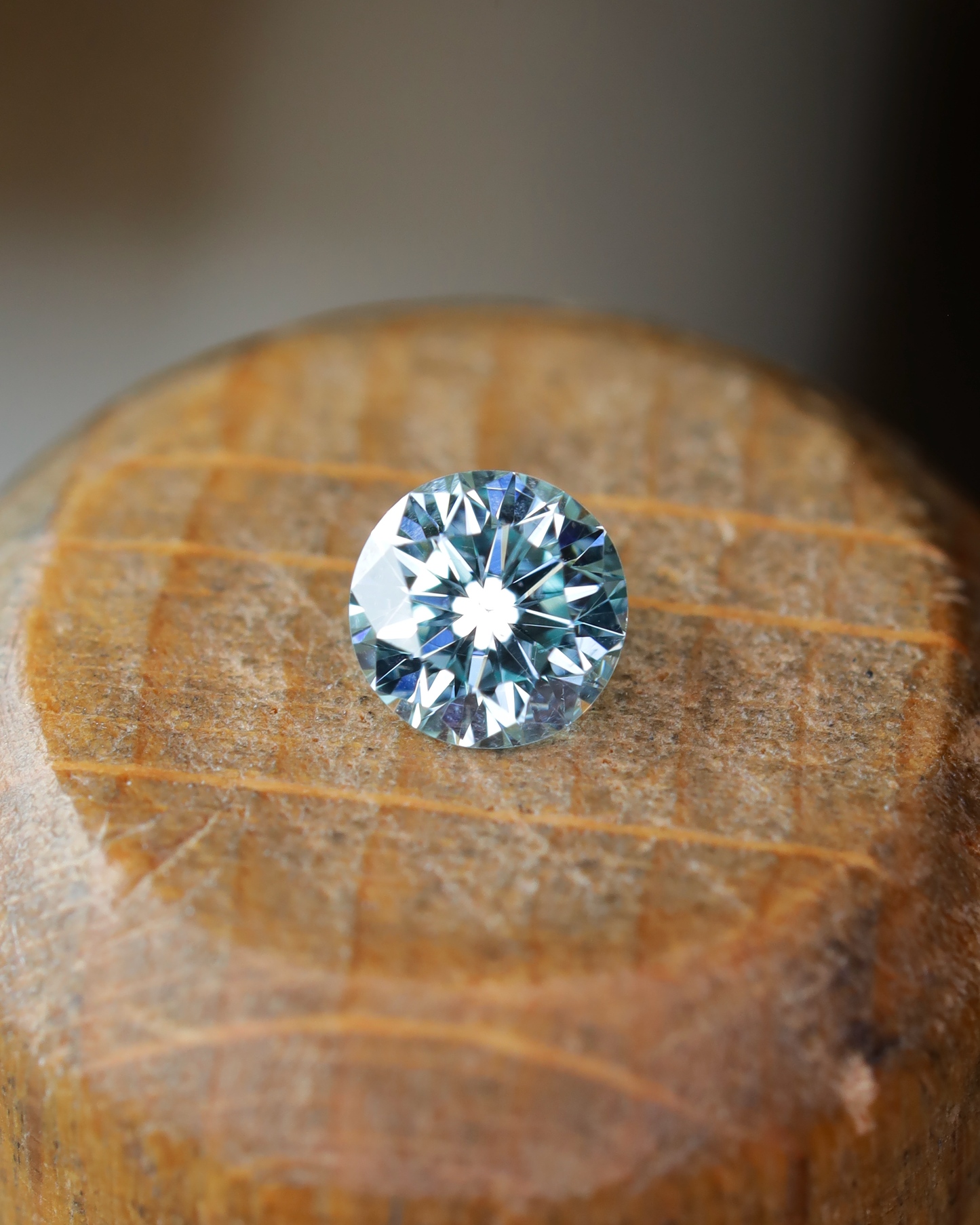アイスブルーダイヤモンド　ルース　0.11ct