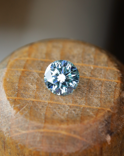 アイスブルーダイヤモンド　ルース　0.11ct