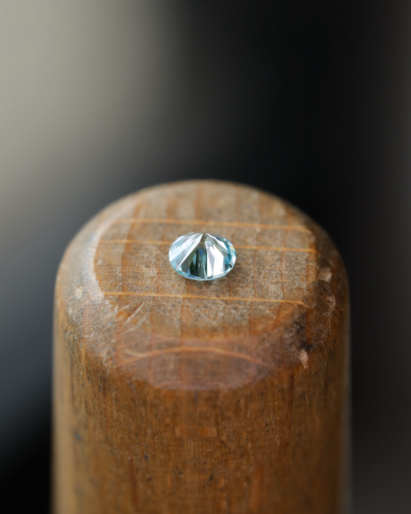 アイスブルーダイヤモンド　ルース　0.11ct