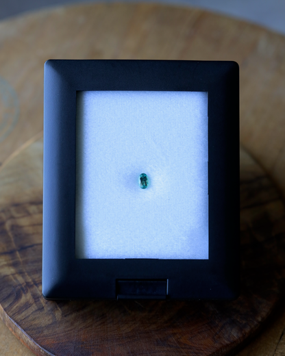 アレキサンドライト　ルース　0.26ct