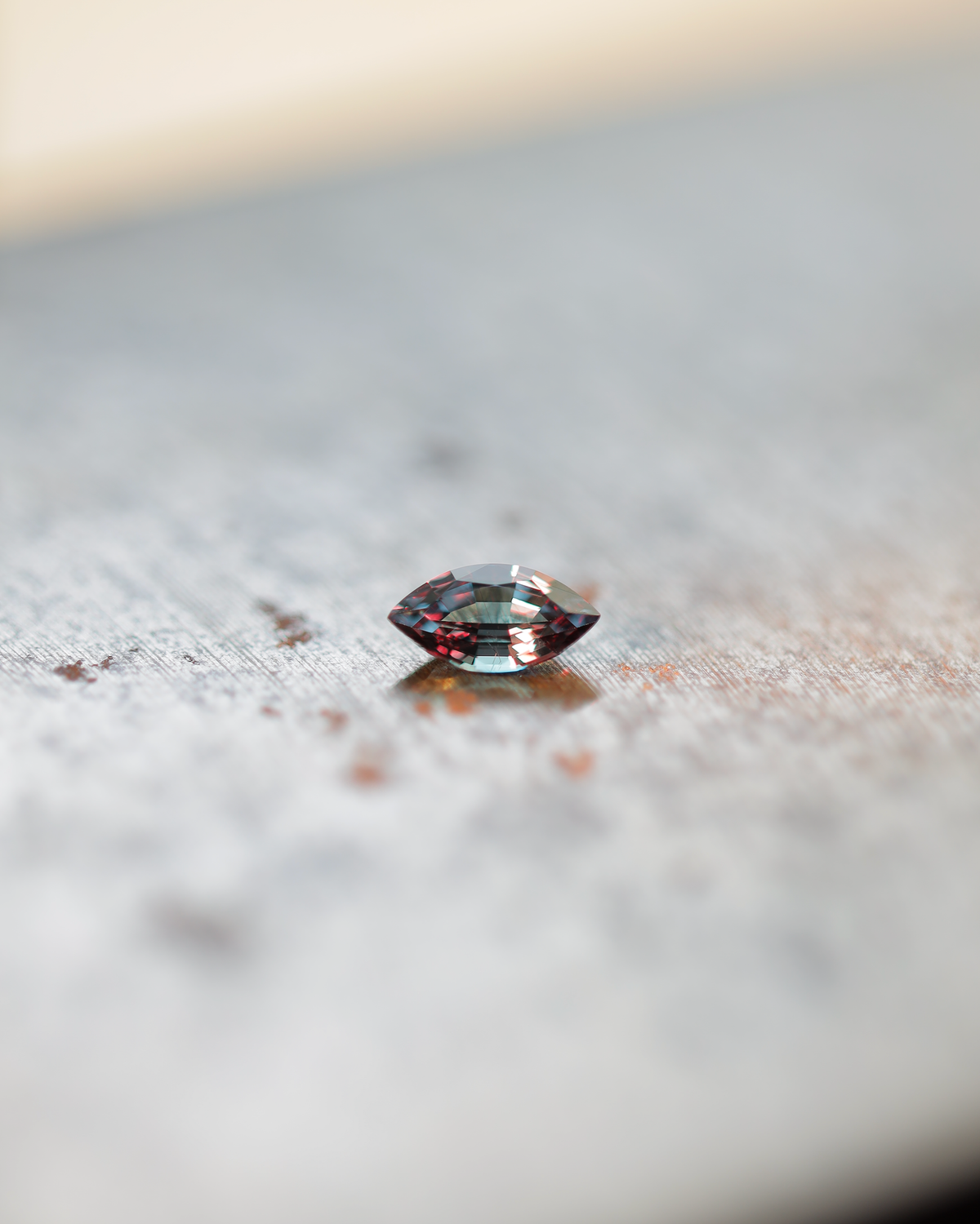ベキリーブルーガーネット　ルース　0.30ct