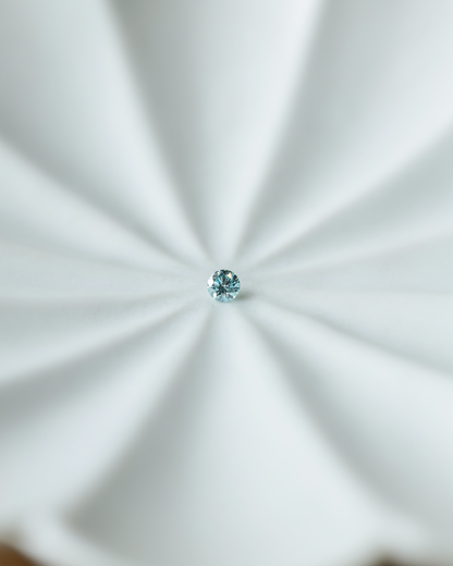 アイスブルーダイヤモンド　ルース　0.11ct