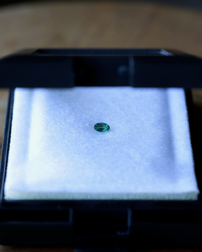 アレキサンドライト　ルース　0.26ct