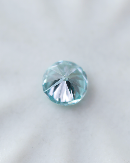 アイスブルーダイヤモンド　ルース　0.11ct