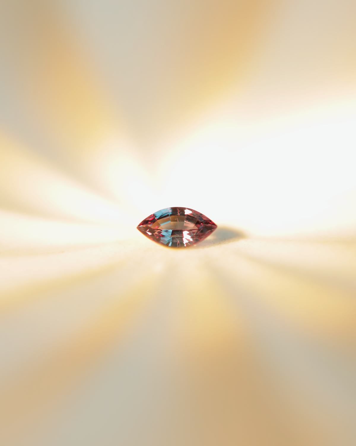 ベキリーブルーガーネット　ルース　0.30ct