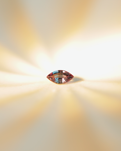 ベキリーブルーガーネット　ルース　0.30ct