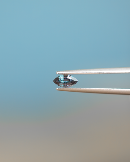 ベキリーブルーガーネット　ルース　0.30ct