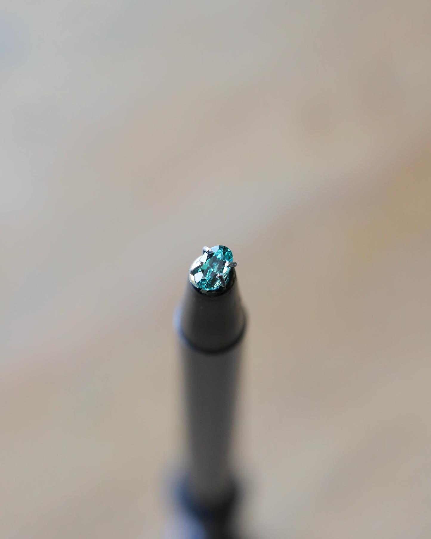 アレキサンドライト　ルース　0.26ct