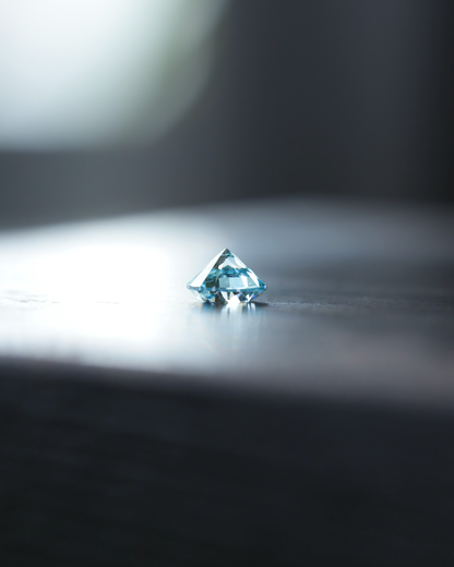 アイスブルーダイヤモンド　ルース　0.2ct