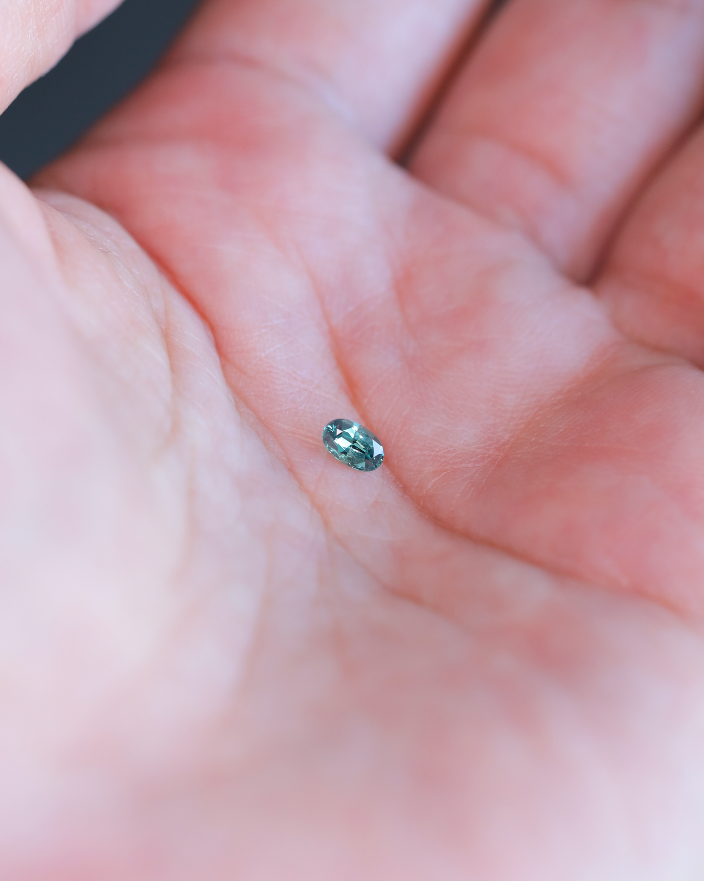 アレキサンドライト　ルース　0.26ct