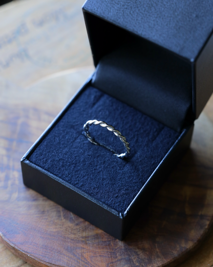 【店主手作り】Pt900しめ縄リング