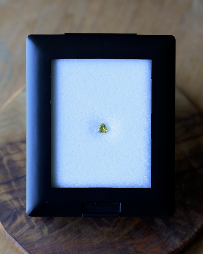 イエロートルマリン　ルース　0.22ct