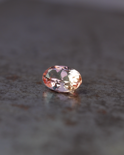 インペリアルトパーズ　ルース　0.47ct