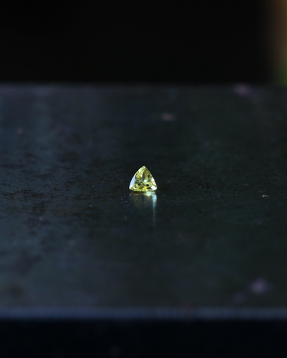 イエロートルマリン　ルース　0.22ct
