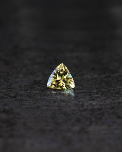 イエロートルマリン　ルース　0.22ct