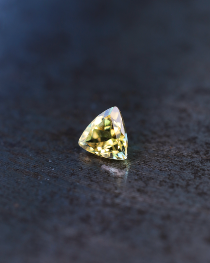 イエロートルマリン　ルース　0.22ct