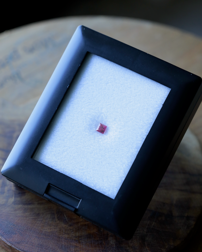 ルビー　ルース　0.34ct