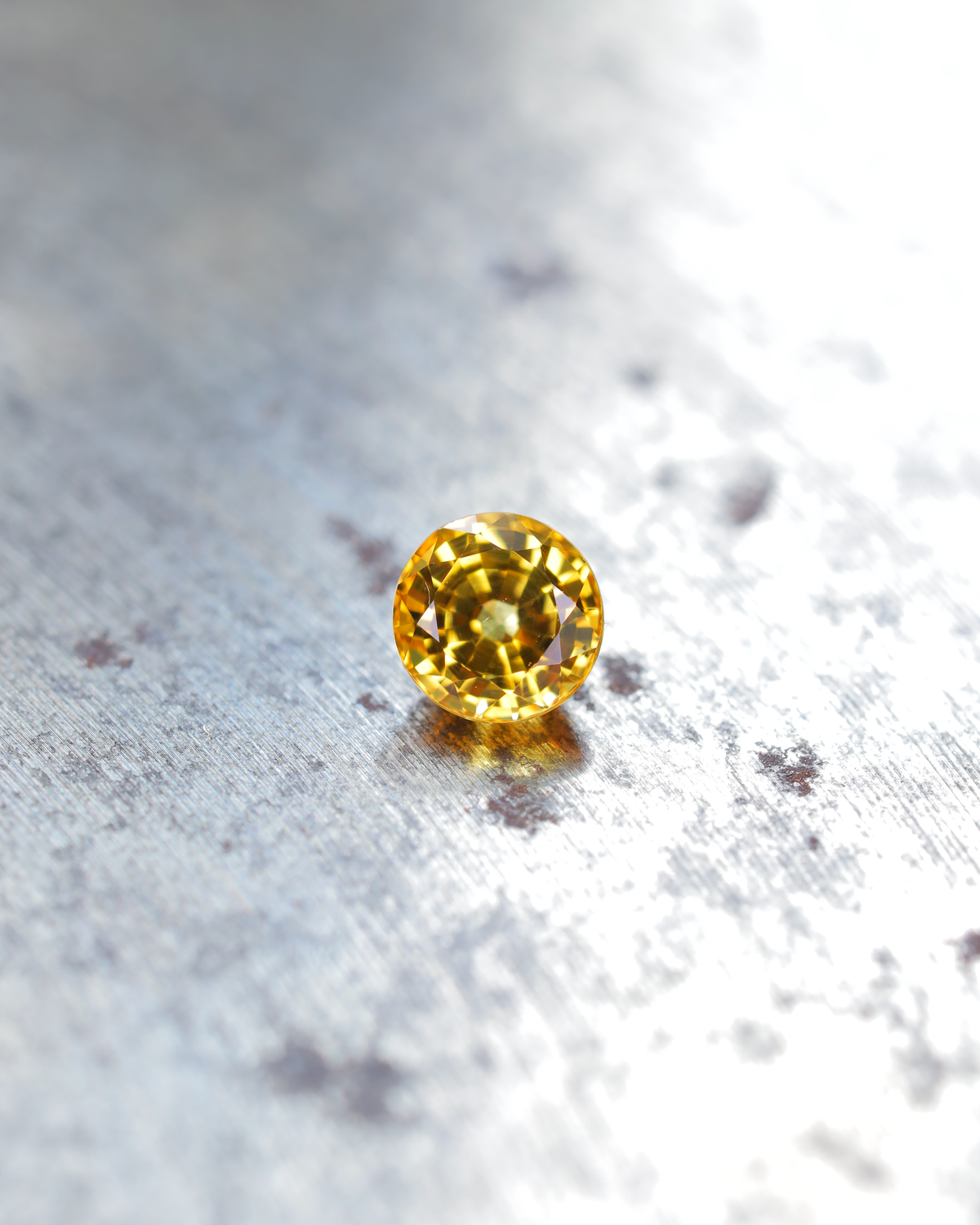 イエローサファイア　ルース　0.50ct