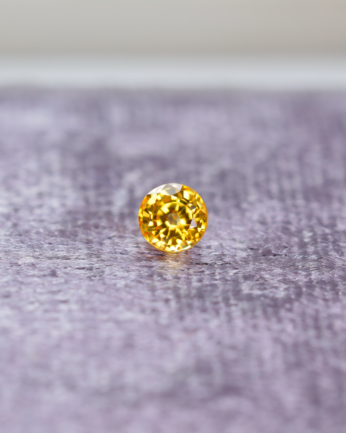 イエローサファイア　ルース　0.50ct